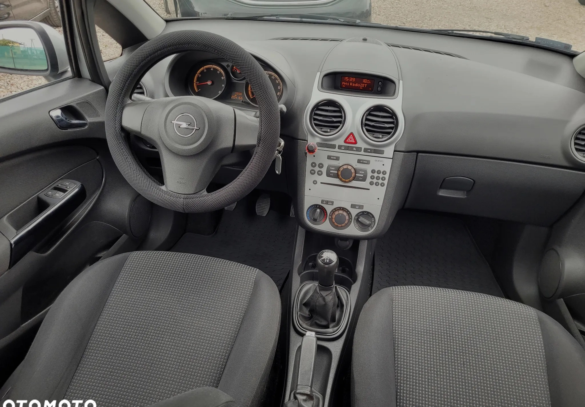 Opel Corsa cena 20300 przebieg: 199900, rok produkcji 2013 z Dąbie małe 277